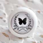 Möbelknauf Papillon im Shabby Chic weiß