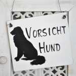 Holzschild VORSICHT HUND Hundesilhouette 13,5 x 15,5 x...