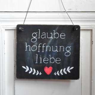 Schild aus Holz GLAUBE HOFFNUNG LIEBE im Tafeldesign 11 x 9,5 x 0,4 cm