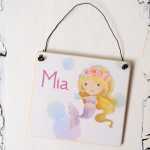 Kinderzimmer Schild mit Name MEERJUNGFRAU 13 x 13 (SAH+D) Holz